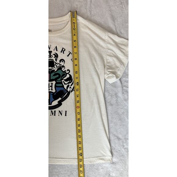 Harry Potter Hogwarts Alumni Womens T-Shirt 2XL Plus Crest Goth Wizard Gothic - Picture 5 of 6